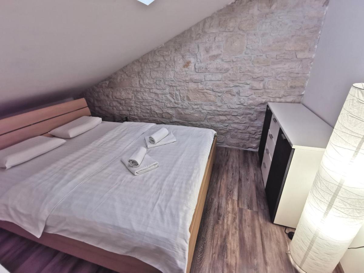 PUY Apartment Dina מראה חיצוני תמונה